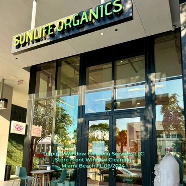 Tropical Window Cleaning Services LLC
Store Front Window Cleaning 
Miami Beach FL 06/2024