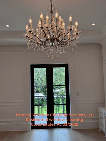 Tropical Window Cleaning Services LLC 
Residential Window Cleaning 
Coral Gables FL 09/2025 