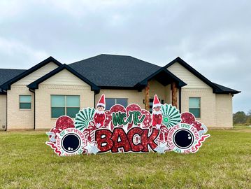 Welcome back elf yard sign