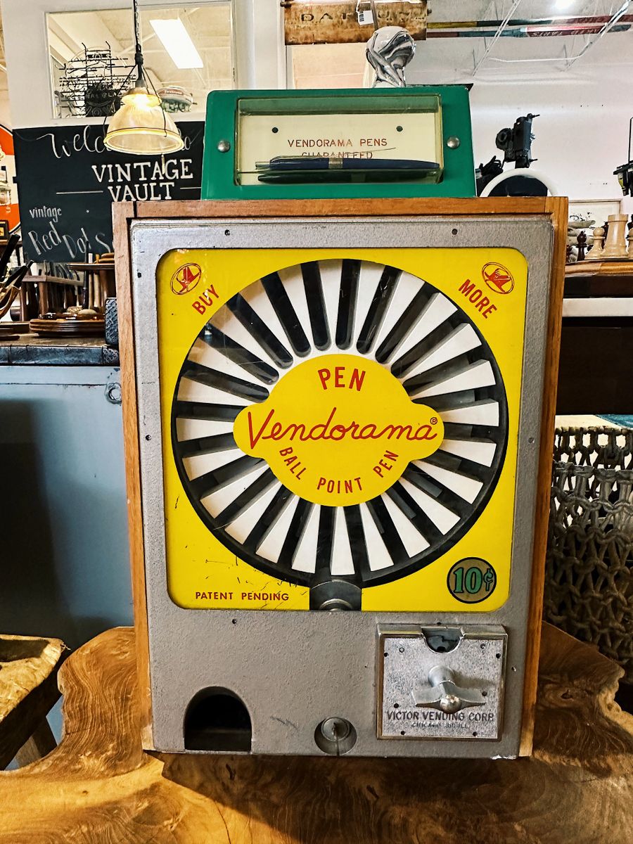 1950's Vendorama Pen Vending Machine