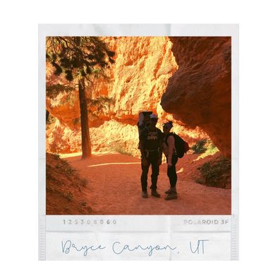 Hiking in Bryce Canyon amphitheater 