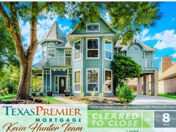 Picture of victorian style home