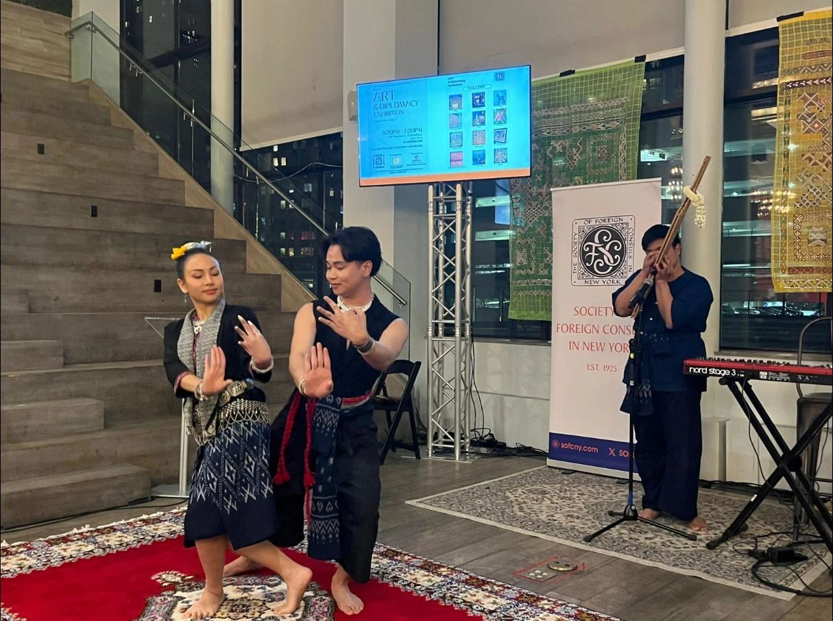 Art & Diplomacy Exhibition 2025