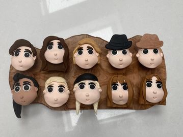 Brandi Carlile cupcakes, Annie Lennox, Joni Mitchell, Allison Russell, Blake Mills, Wendy & Lisa, Ph