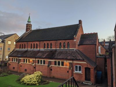 Picture of the Harpenden United Reformed Church in the evening. 