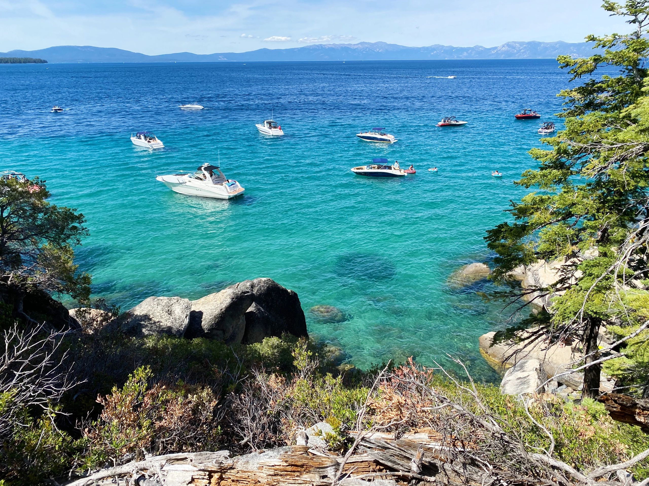 Savvy Summer Travel Guide - 67r3oe8