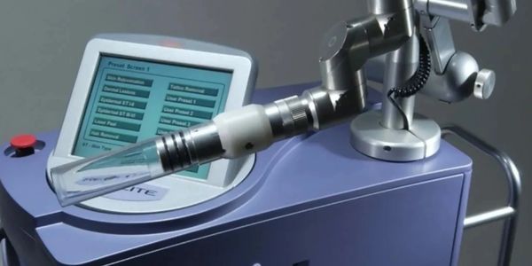 Tattoo removal laser 
