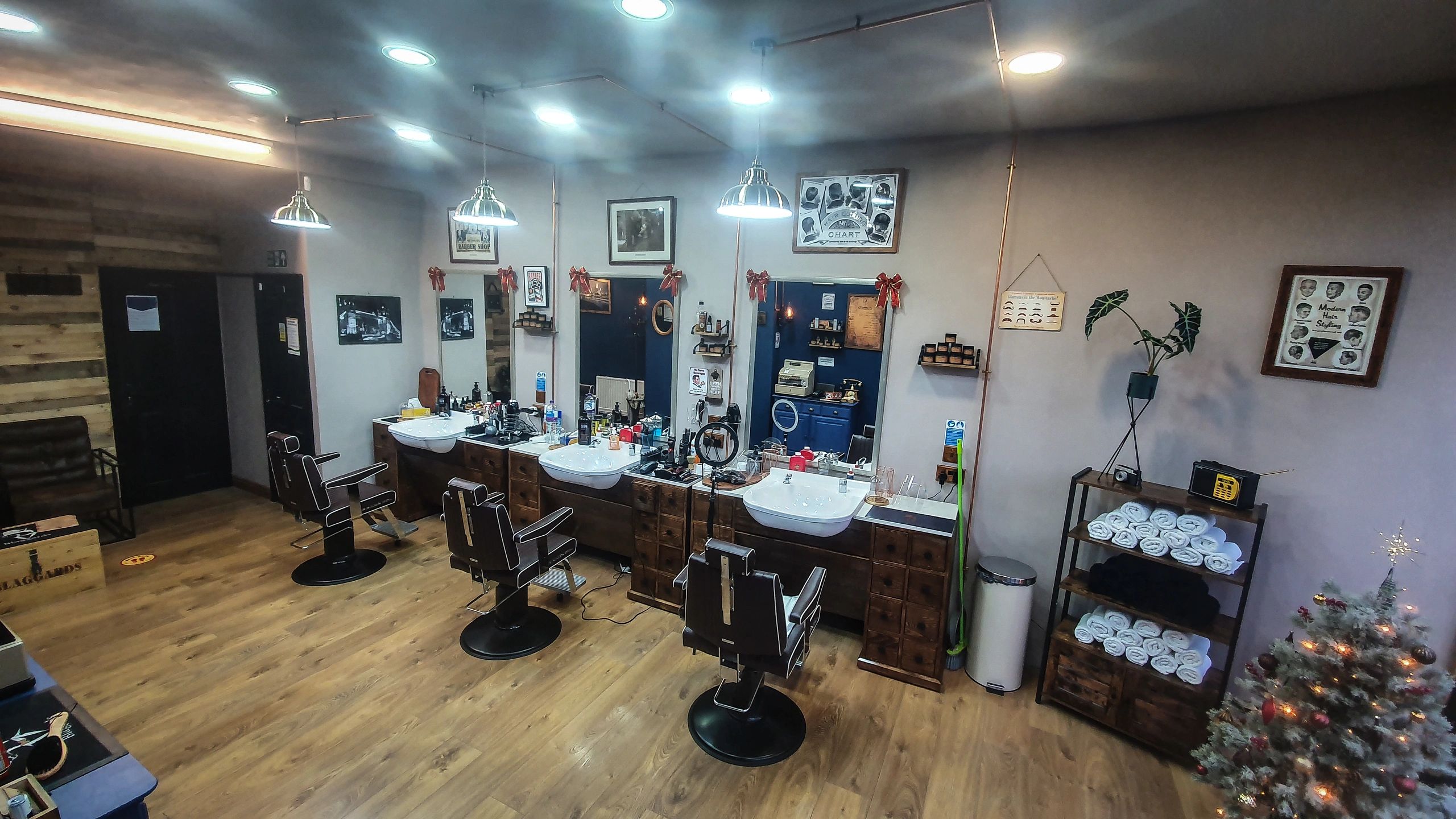 BLAGGARDS BARBERS Barbers, Barber, Mens Haircuts