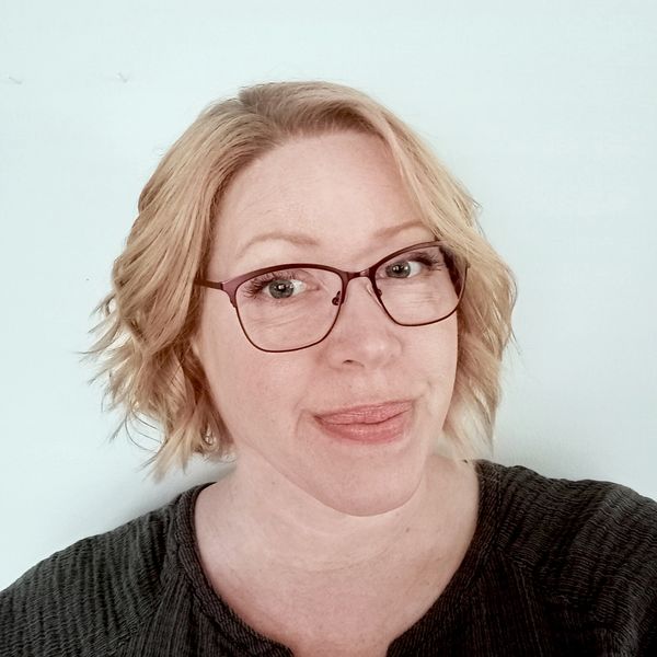 Anna Edwards is the lead bookkeeper for Tidepool Bookkeeping