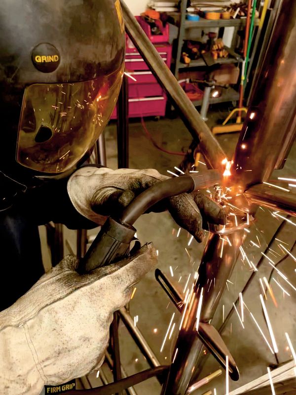 Food machinery, aerospace parts, tanks, frames, gates, fences, rails, conveyors, welding
