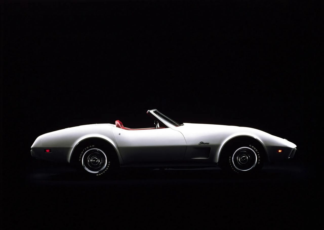 The 1975 Corvette marked the end of an era—it was the final year a convertible would be offered in the C3 generation. As safety concerns and shifting market trends took hold, Chevrolet quietly dropped the drop-top after this model year, making the ’75 convertible an instant milestone. For over a decade, the Corvette would be coupe-only, with the convertible not returning until 1986. In hindsight, the 1975 convertible stands as a graceful farewell to open-air Corvette motoring in the ’70s—its rarity and elegance only growing with time. (Image courtesy of GM Media LLC)