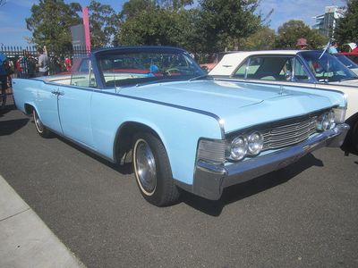 Lincoln Continental Convertible, 1965