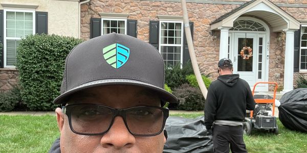 I’m an Employee of Eco Shield Pest Control and this is my Self Promotional Website to Generate Leads