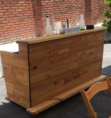 Mobiliario de bar para eventos sociales bodas y empresariales