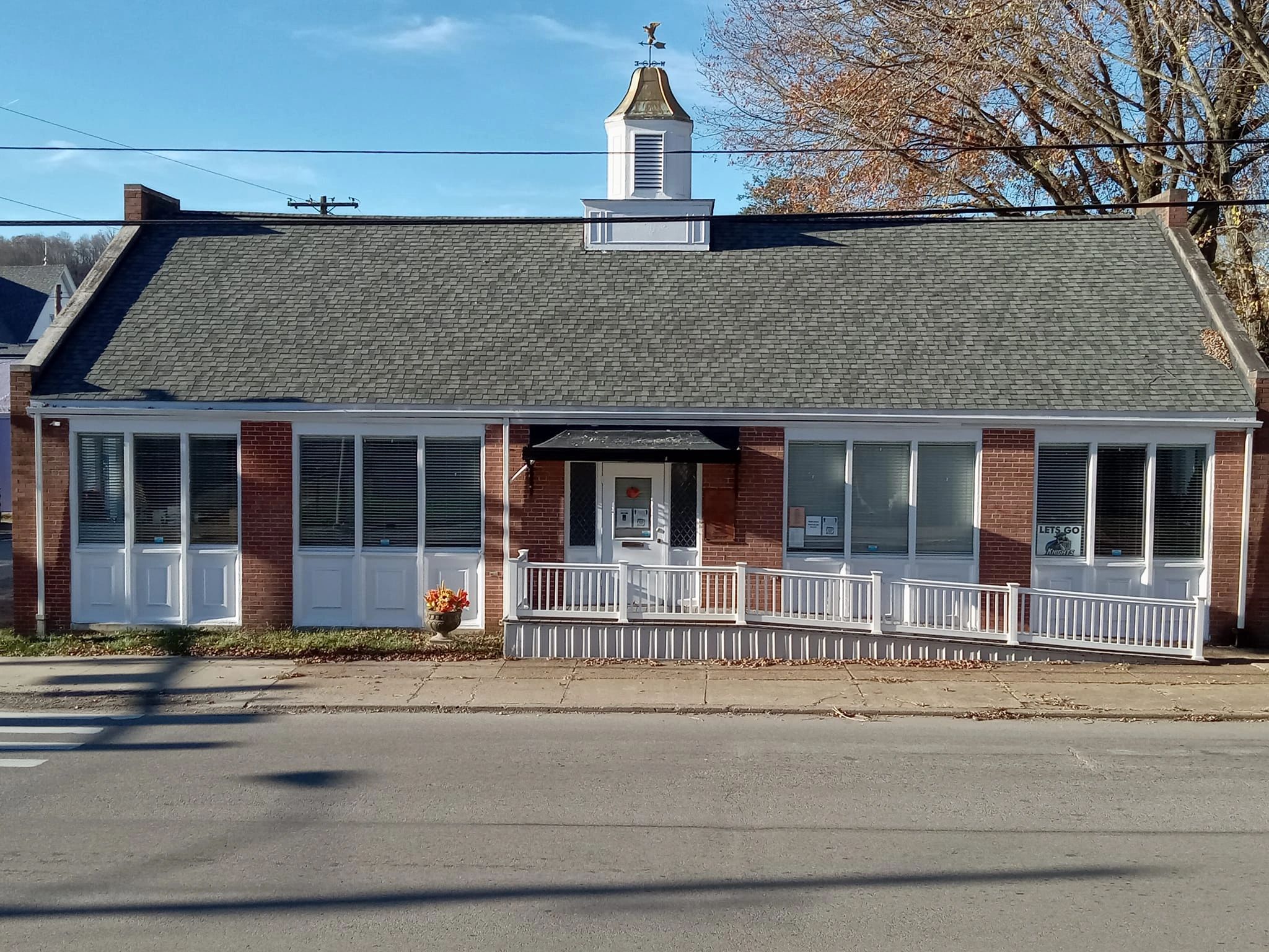 Sistersville Public Library