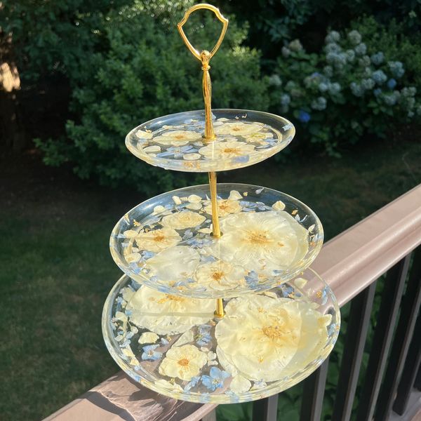 3 Tier Dessert Tray Gold