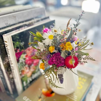 Naturally dried floral bouquet 