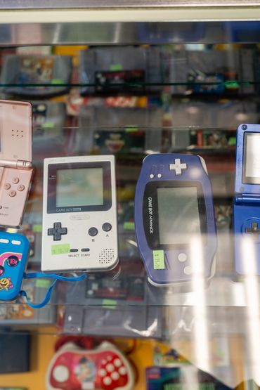 Gameboy advance and Pink DS Lite