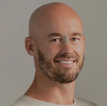 Male mentor, life coach, massage therapist, bodywork treatment, relationship support, couple councelg