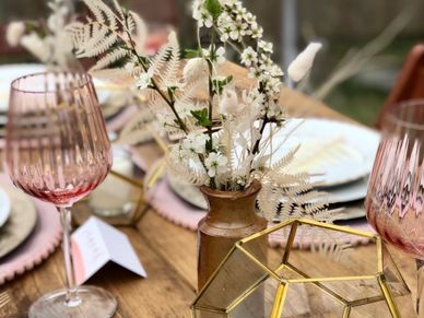 Glassware table styling wedding table decor geometric lanterns boho vases ink pot dried flowers 