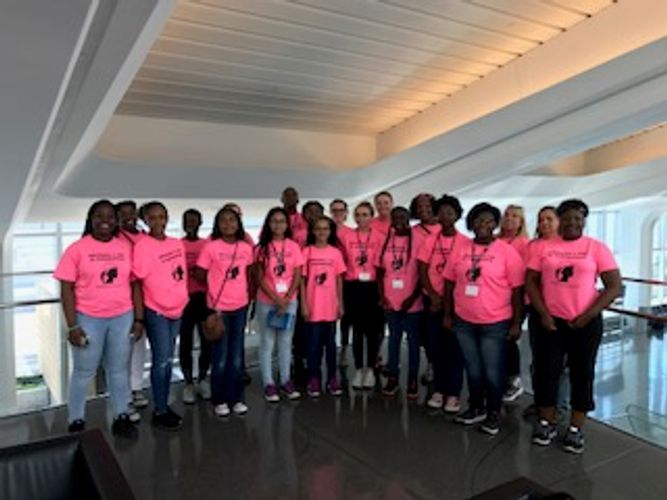 Mentoring A Girl In Construction