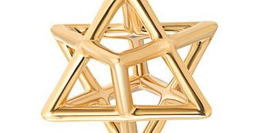18K Yellow Gold Plated 3D Star of David Pendant Necklace, a meaningful Jewish holiday gifts.