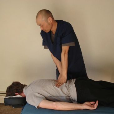 Shiatsu massage therapists　指圧師　
