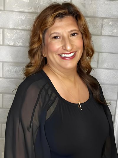 Aura Valdez 