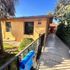 <img src="entrada.jpg" alt="Entrada del Hogar de Ancianos Nenita y Rosario con entorno seguro y acogedor para el cuidado adulto mayor">
