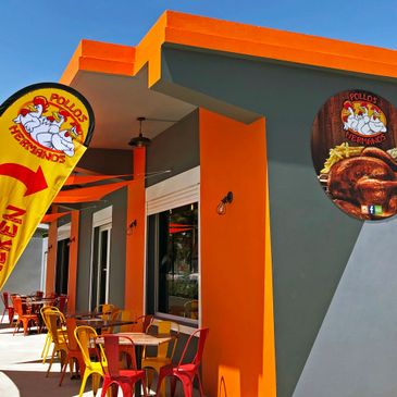 Main entrance od Pollos Hermanos in Philipsburg