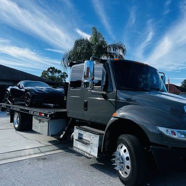 24/7 emergency towing services in Clearwater, Florida.