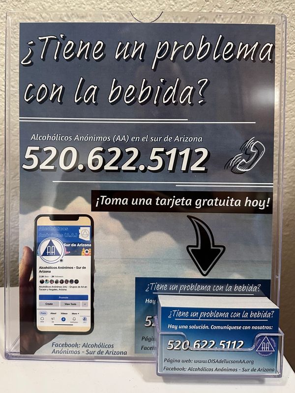 Exhibición de información del programa de Alcohólicos Anónimos (AA). Información Pública. 