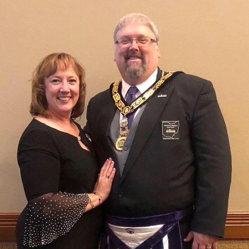 Grand Master Steven M. Grindle and Lady Jane Ann 