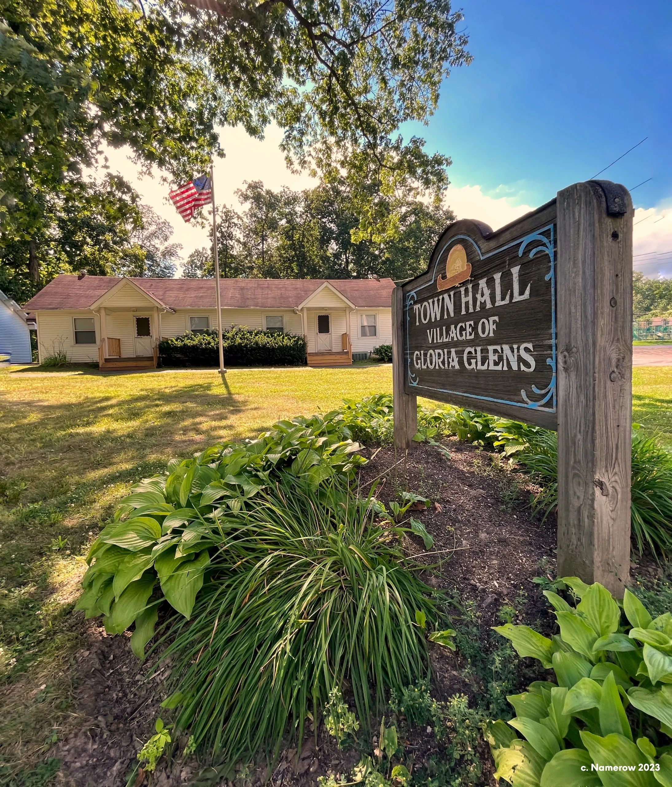 Experience Quiet Living in Gloria Glens Park Village