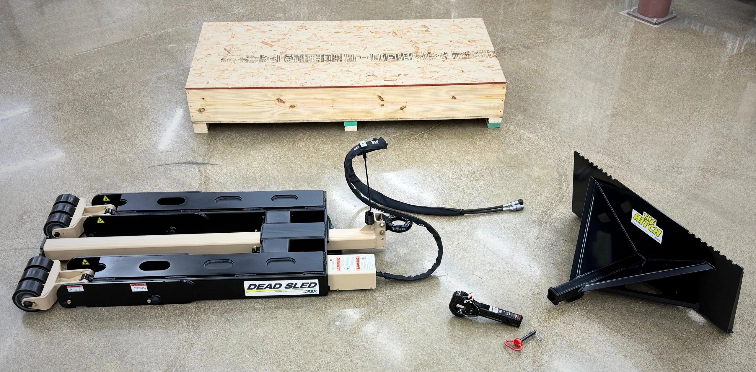 THE DEAD SLED. A PLATFORM DESIGNED TO LIFT INOPERABLE EQUIPMENT.
