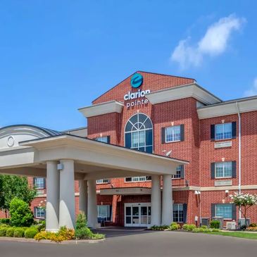 Clarion Pointe - Best boutique hotel in Sulphur Springs, Texas