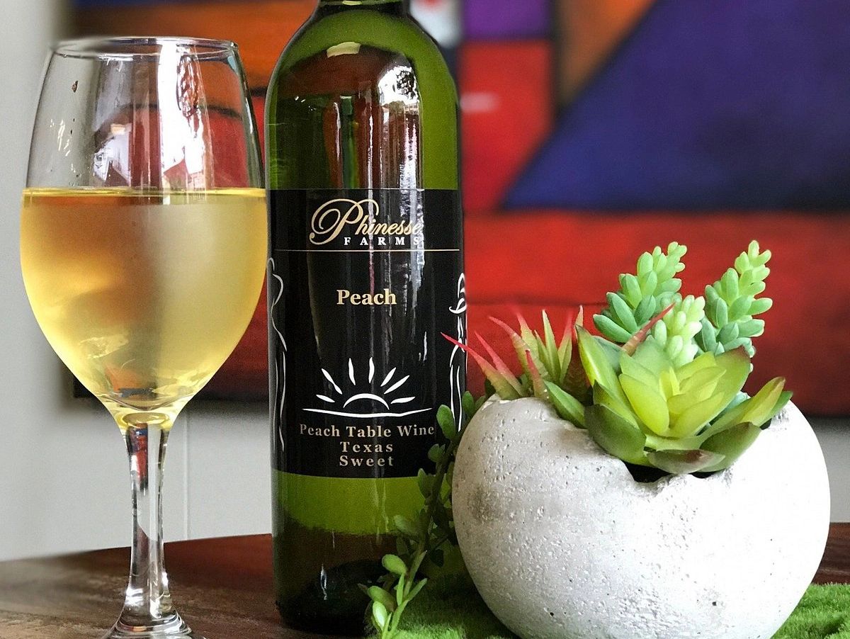 Phinesse Tasting Room - Things to Do in Sulphur Springs TX