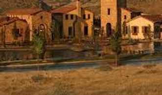 Historic Tuscan-style estate venue with rolling hills—Denver venue partner for luxury weddings