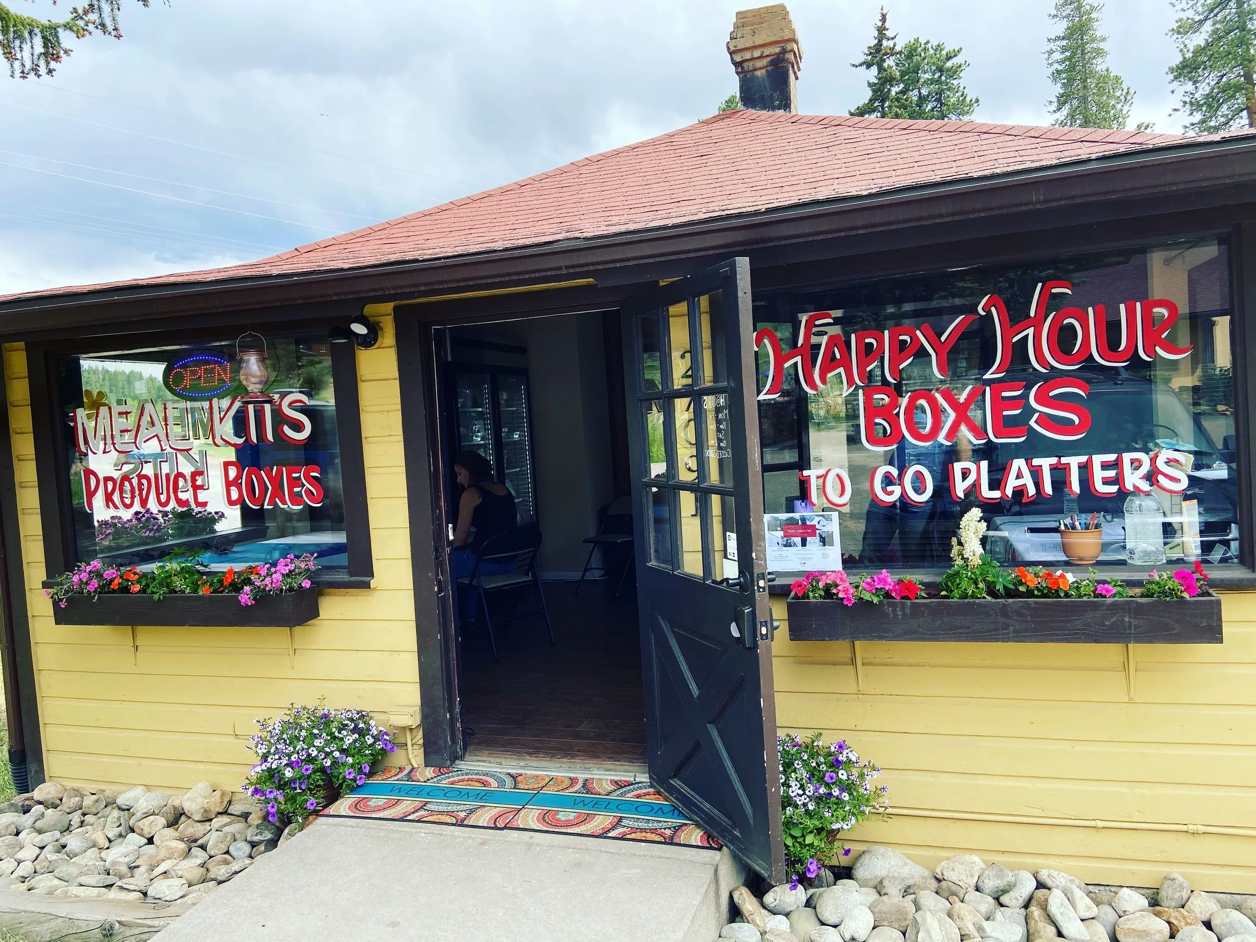 Easy Entrees by Silver Spoons storefront in Conifer, CO — meal kits and party platters to go