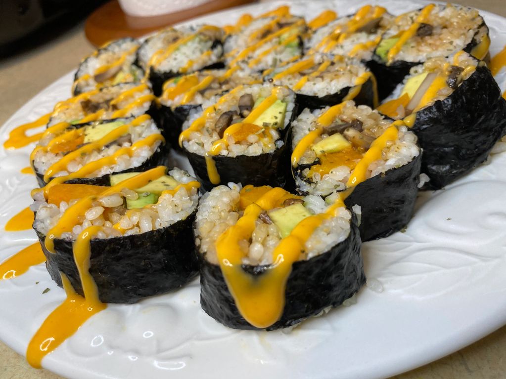 Spicy Mushroom Sushi Rolls 