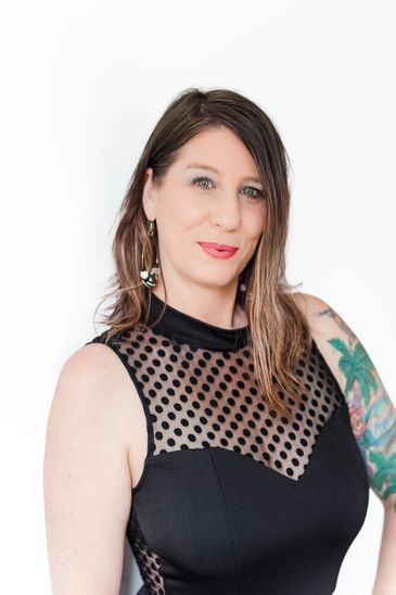 Joylyn, Owner of The Funk!
Headshot by Brand and Bloom Photo