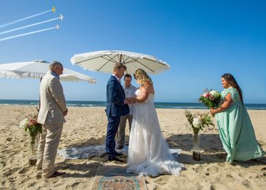 Wedding on the beach in Huntington Beach, ca 