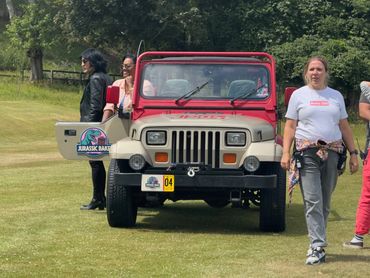 Noel Fielding and Alison Hammond with JP04 Jurassic Bake Jeep