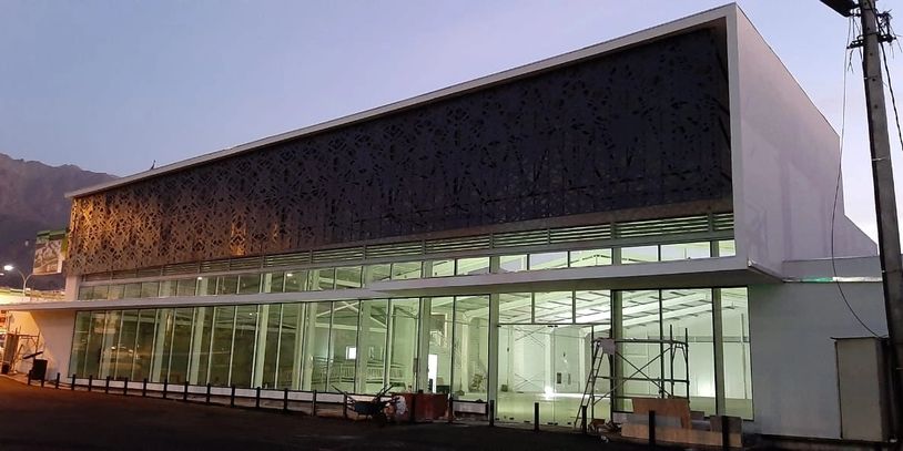 mall cosmos la reina
