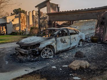 vehicle melting in result of eaton fires 2025