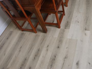H&C Flooring and Stone - Forest Grey Oak - Vinyl Plank Flooring – Best  Flooring Honolulu