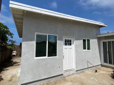 Imperial Bleach adu attached accessory dwelling unit in backyard of main residence