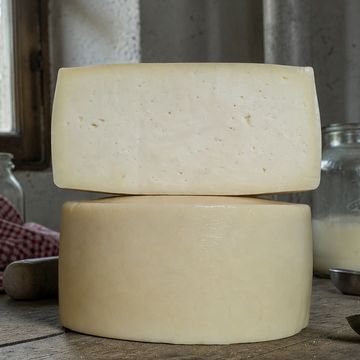 Komanee Dutch-style artisan cheese with a buttery, bouncy texture.