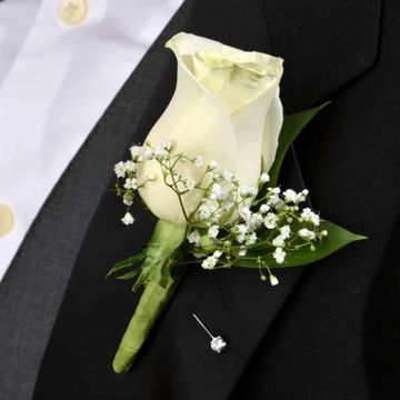 flower boutonniere