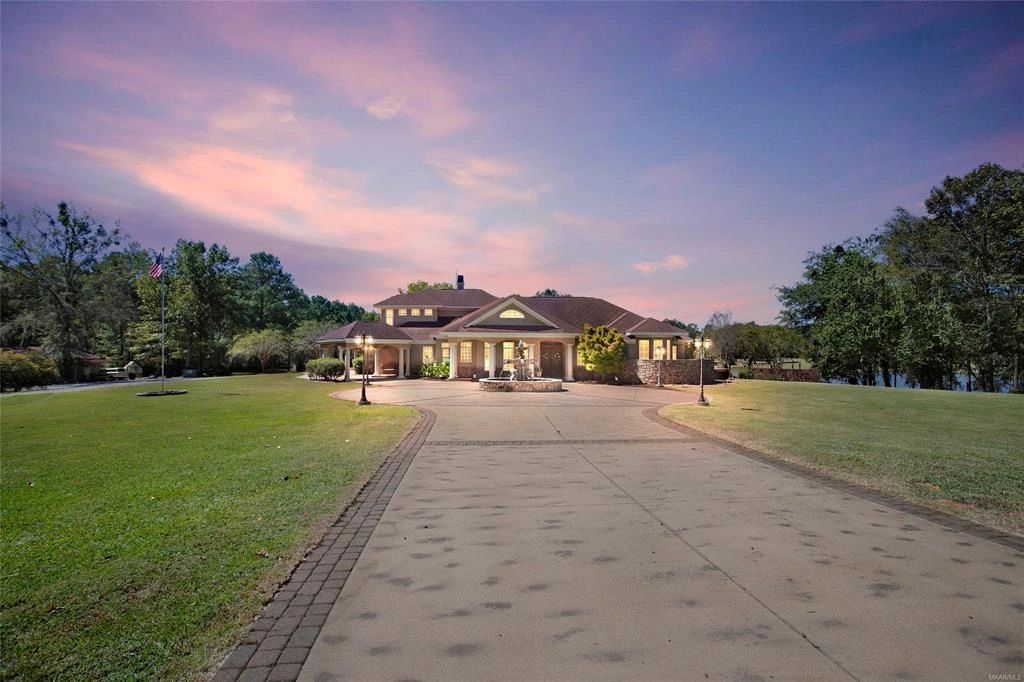 Leslie Zeanah, Irongate Real Estate